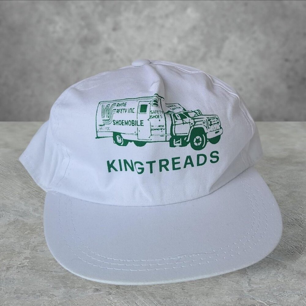 Vintage 90s 'King Treads' white snapback hat